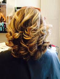 If you have wavy or curly hair and are going for a straight look, it's even more important to keep your hair taut. Short Curly Blow Dry Hairstyle Hair Styles Blow Dry