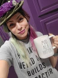 Just clocked out!! How was your day? Let's engage💕 follow me I follow back