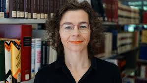 Dr. Jacqueline Nießer