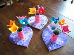 Check out our cadeau fete des grand mere selection for the very best in unique or custom, handmade pieces from our shops. Meilleures Idees Cadeaux Pour La Fete Des Meres 2017 Image Description Date Fete Des Meres 2017 Dimanche 28 Mai 2017 F Crafts For Kids Crafts Creative Crafts