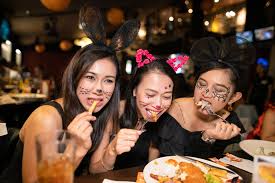 Considering you will make many trips to uf to visit your student over the next four years (or more), it is well worth exploring the many great dinner restaurant options. Restaurants Open On Halloween 2021 Where To Eat On Halloween