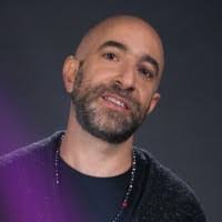 Jonathan Dayan's Instagram, Twitter & Facebook