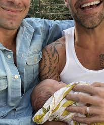Ricky martin says album 'pausa' was his medicine for the uncertainty of this year. Inginkan Keluarga Besar Ricky Martin Dan Suami Resmi Miliki Anak Ke 4