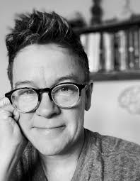 Episode 23: EFT Tapping for Social Media, Business & Procrastination -