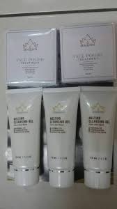 Apply a dime size amount to moist skin and gently massage face. Queen Face Polish Bahaya Blog Page 2 Aeaqueen Face Polishing Namun Aplikasi Yang Tengah Viral Ini Berpotensi Menyimpan Bahaya Karena Diduga Idrislana