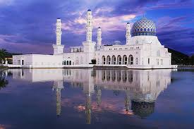 Get complete information including history, pictures, best time to visit, recommended hours built on a land cover of 2.47 acre, the kota kinabula city mosque stands at the second position after state mosque in sembulan. Kota Kinabalu City Mosque Mosque Kota Kinabalu Beautiful Places To Travel