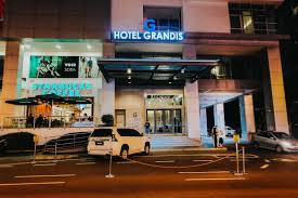 The front desk has multilingual staff on hand 24/7 to help with dry cleaning/laundry, luggage storage, and securing valuables. Hotel Grandis The Best Hotel In Kota Kinabalu The Pinoy Traveler