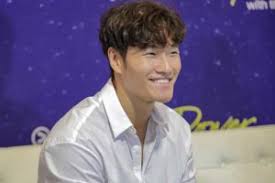 Didn't they wash laundry on his abs once lol. Not Just A Good Voice Kim Jong Kook Also Has Perfect Abs Channel K