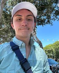 Nathan Ferrell (@natertatertot29) • Instagram photos and videos