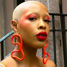 𝗧𝗔𝗬𝗟𝗢𝗥 𝗡𝗜𝗞𝗢𝗟𝗘 🌸 (@profashional_tay) • Instagram photos and  videos