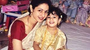 Actress janhvi kapoor and her sister khushi kapoor too remembered their mother, sridevi, reliving special memories through old pictures. Mother S Day 2019 Janhvi Kapoor Shares Beautiful Throwback Photo With Mom Sridevi Says Cherish Them Listen To Them