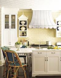 55 Chic Kitchen Backsplash Ideas That Will Transform The Entire Room Kitchen Design Chic Kitchen Home Kitchens