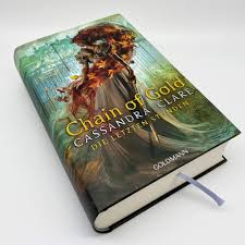 This file 01 chain of gold.epub is hosted at free file sharing service 4shared. Chain Of Gold Die Letzten Stunden 1 Clare Cassandra 9783442314546 Amazon Com Books