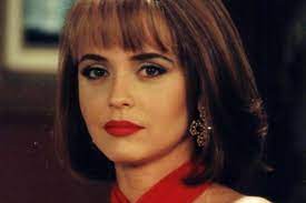 Paola bracho está casada con carlos daniel bracho, un empresario muy amable, el cual tiene dos hijos de su primer matrimonio, carlitos y lisette. La Usurpadora Final Como Termina La Version De Gabriela Spanic De 1998 Gaby Spanic Verdadero Final Tvmas El Comercio Peru
