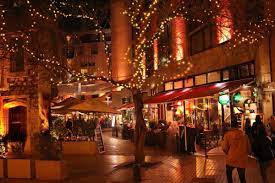 Es un lugar que destaca por su sello de modernidad y vanguardia en medio de santiago. Paseobarriolastarria On Twitter Sabado En Paseobl Paseobarriolastarria Barriolastarria Lastarria Santiago Chile Repost Perrochokus