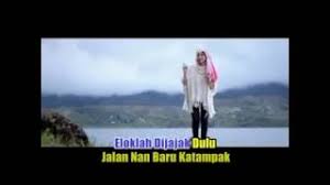 Mendung tak berarti hujan versi koplo classic my music style voc shansan feat m ramdani mp3 duration 6:37 size 15.14 mb atikah edelweis | best cover album mp3 duration 41:26 size 94.83 mb / man channel 17. Download Lagu Atikah Edelweis Mendung Tak Berarti Hujan Ft Febian Mp3 Gratis Download Lagu Gratis