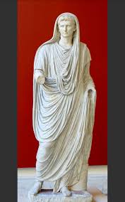 L'indumento intimo (subligaculum) era comune a tutti e consisteva in una fascia di lino. Augusto Di Via Labicana Autore Sconosciuto I A C I D C Marmo Via Labicana Roma Roma Palazzo Massimo Arte Romana Scultura Romana Storia Romana