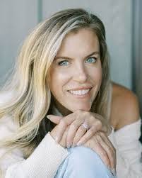 Sabrina White's Instagram, Twitter & Facebook