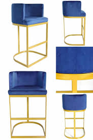 epingle sur chaises de bar