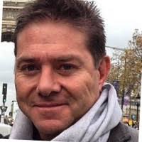 1600+ perfiles de «Giles»