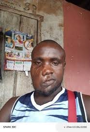 Don Fado's Instagram, Twitter & Facebook