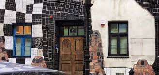 Geboren wurde friedrich stowasser am 15. Friedensreich Hundertwasser Der Kunstler Im Einklang Mit Der Natur