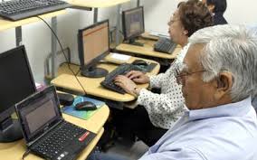 El incremento del número de vacunas permitirá multiplicar las dosis administradas para alcanzar el objetivo. Qlnzcxfkq7jq M