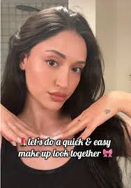 What Makeup Does Leah Kateb Use