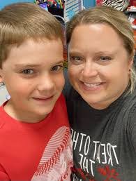 Candice Huffman's Instagram, Twitter & Facebook