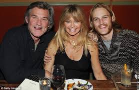 Related story goldie hawn & kurt russell can't keep their hands off each other nearly 40 years later in this romantic new photo. Kurt Russell And Goldie Hawn S Son Wyatt Bears Striking Resemblance To Famous Parents Daily Mail Online