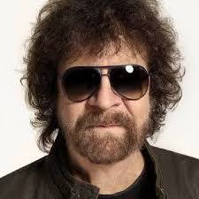 Scott Symes's Instagram, Twitter & Facebook