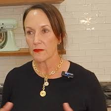 BienenstockFurnitureLibrary‎‏