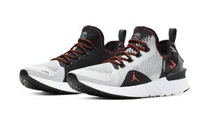 If you guys have any memes, fun posts, fun tweets, about the psg jordan collaboration and psg as a model agency, pls send them my way, i'm writing an essay :d. Nike Air Jordan React Havoc X Psg Alle Release Infos Snkraddicted