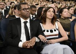 Chelsea peretti announced on instagram on saturday, february 4, that she's pregnant and expecting her first child with husband jordan peele — see her baby bump. Jordan Peele And Chelsea Peretti 003 Favorite Celebrities Celebrity Couples Chelsea Peretti