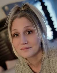 Monica Pryor's Instagram, Twitter & Facebook