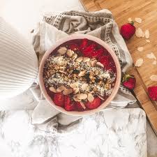 117 Vind Ik Leuks 3 Opmerkingen Marine Fabre Mariiinefbr Op Instagram Pas Mieux Pour Mon Petit Dej Qu Un Smoothie Bowl Aux Fruit Food Acai Bowl Acai