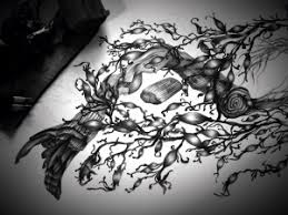 Rüyada iki katlı yeni ev görmek yaptığı iş ile başarılı olacağına ve hayatını garanti altına alacağına, oturduğu koltuğun kendisine gurur ve güç vereceğine, kendisi hakkında dedikodu çıkaran insanları gereken cezayı almaları için adli makamlara şikâyet edeceğine delalet eder. Ruyada Iki Katli Ev Gormek Hayirli Ruyalar