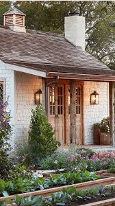 Joanna Gaines Fixer Upper Garden Shed Architecture Designs Joanna Gaines Fixer Upper Farmhouse Landscaping Farmhouse Garden Fixer Upper Joanna Gaines
