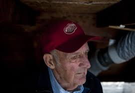 Through four generations of hockey, Nau family exemplifies love of the game 