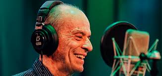 Roberto Carlos testa positivo para Covid-19 e adia show no Rio