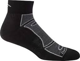 amazon com darn tough mens merino wool 1 4 sock light