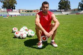 Futbolista spaño (pap) rufino (en). Selangor Fa Replace Juliano Mineiro With Rufino Segovia Del Burgo Goal Com