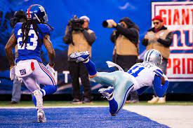 So determined, that he used his back to complete the catch. Toomuchsauce National Reaction To Cole Beasley S Game Changing Catch In Cowboys Win Vs Giants