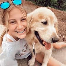 Taryn Frank's Instagram, Twitter & Facebook