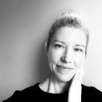 Elizabeth Bolduc's Instagram, Twitter & Facebook