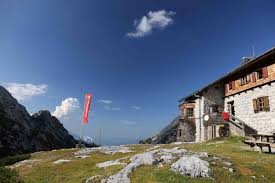 Read reviews and choose a room with planetofhotels.com. Leopold Happisch Haus Salzburg Touren Wette Bergwelten