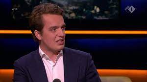 Opiniemaker sywert van lienden heeft volgens follow the money (ftm) ruim 9 miljoen euro overgehouden aan zijn omstreden mondkapjesdeal met het ministerie van vws. Overheid Houdt Aandacht Op Mondkapjesslijter Van Lienden Gericht Om Eigen Falen Te Maskeren De Dagelijkse Standaard