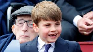 Prince George's height shocks and delights royal fans