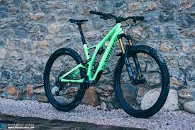 Rather, these types of women's bikes only add to our options. First Ride Review Specialized Stumpjumper 2018 Enduro Mountainbike Magazine