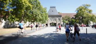 Gesprächsangebote wurden nicht angenommen oder erst dann, wenn die probleme der kinder in der schule so massiv waren, dass sie sich nicht mehr ignorieren ließen. Im Portrat Die Johannes Gutenberg Uni In Mainz Aktuelles Aus Der Goethe Universitat Frankfurt